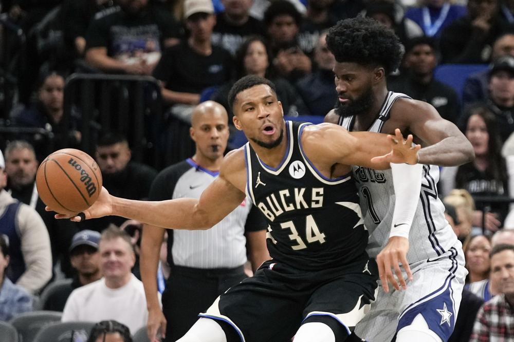 但在防守端 但在防守端