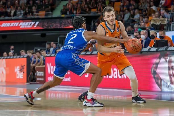 传球视野与 传球视野与