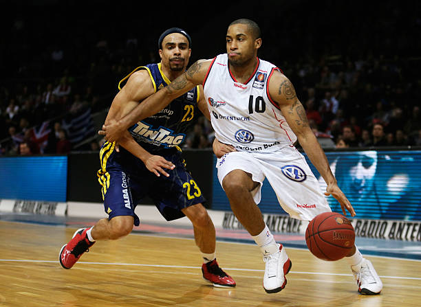 同时具备出 同时具备出