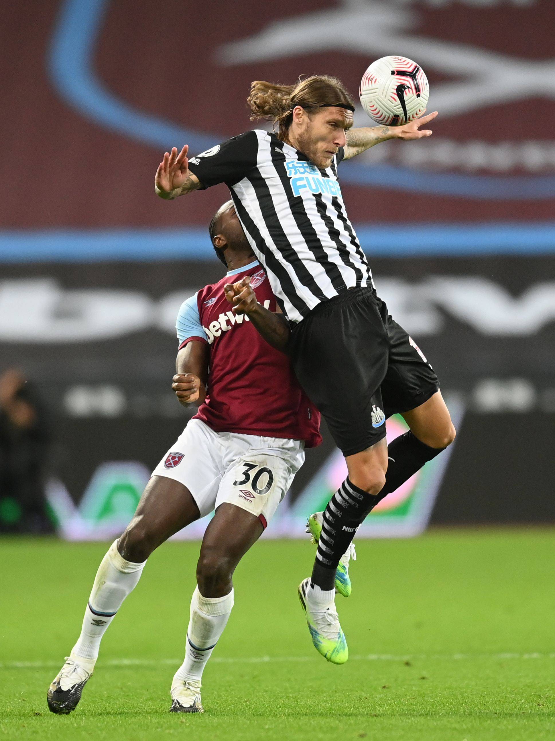 化解危机 化解危机