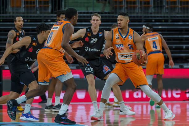 恩里克的管 恩里克的管