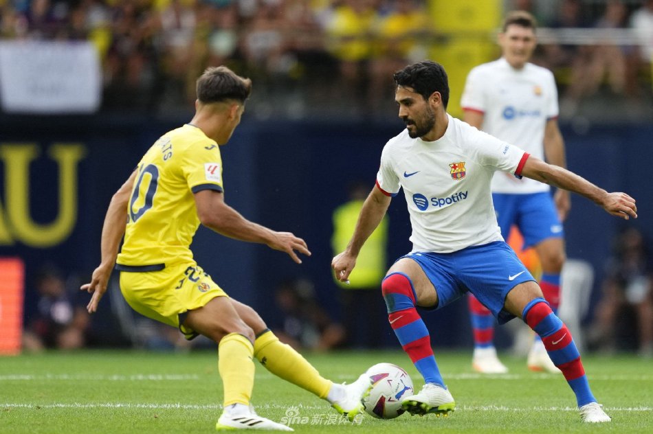 某西甲球队 某西甲球队